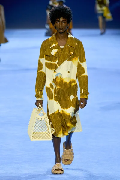 Look 41